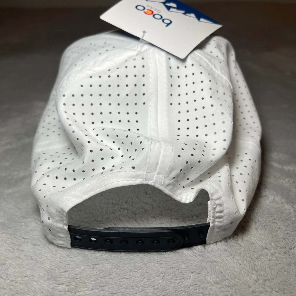 BOCO Gear Hat Men White Plush Technical Trucker Performance Running Snapback NWT